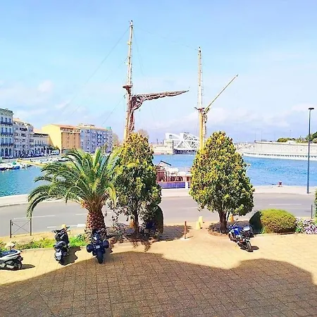 T2 Neuf Climatise, Vue Sur Les Quais Apartment