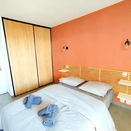 Apartment T2 Neuf Climatise, Vue Sur Les Quais Sete
